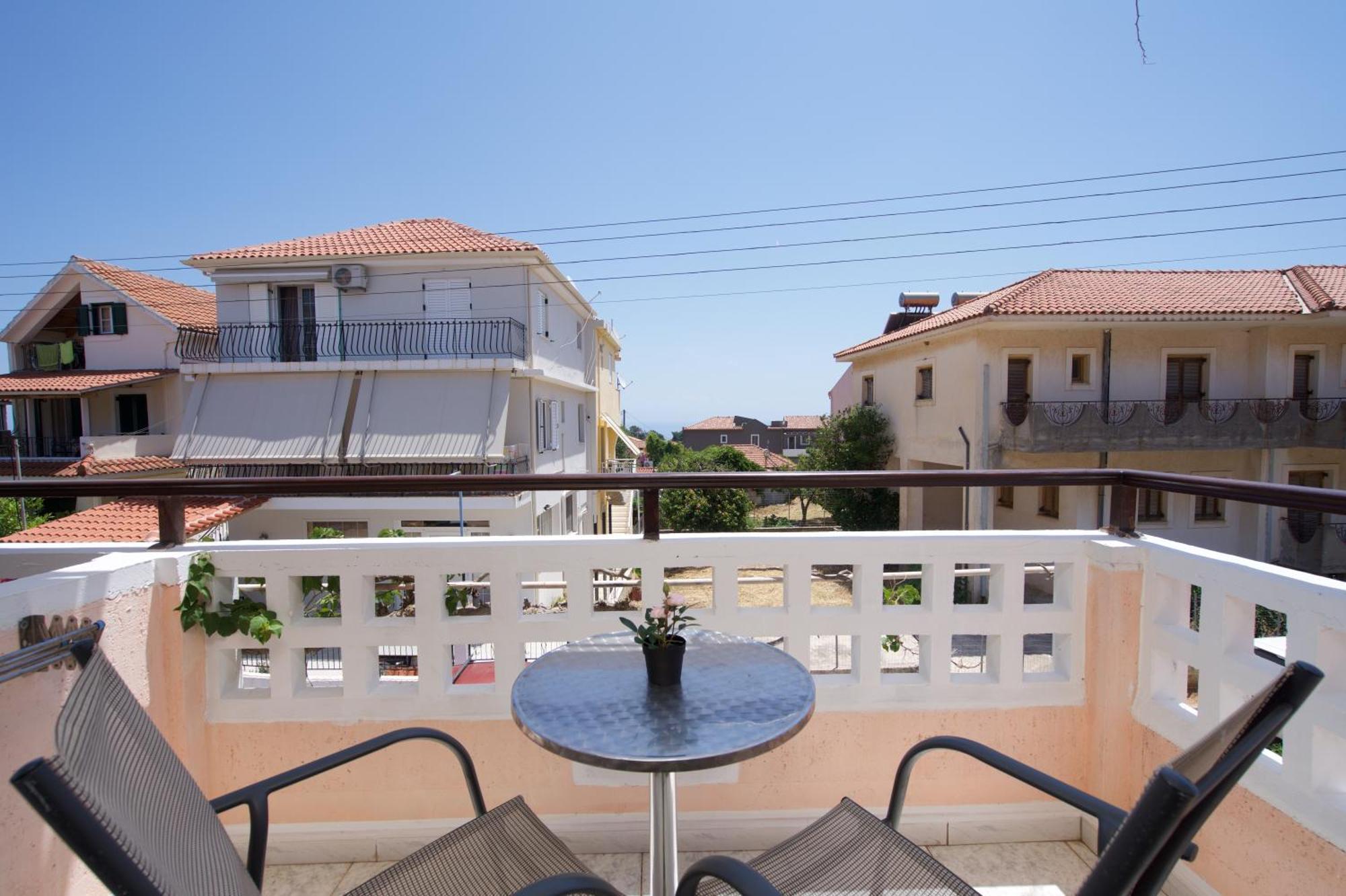 Theodora Studios & Apartments Skala  Buitenkant foto